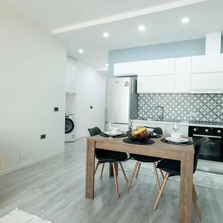 Elrea Living 2 1br With Dajti & Skyline View