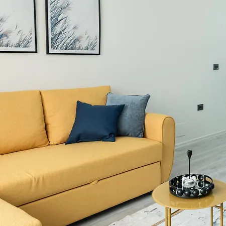 Elrea Living 2 1br With Dajti & Skyline View Tiran
