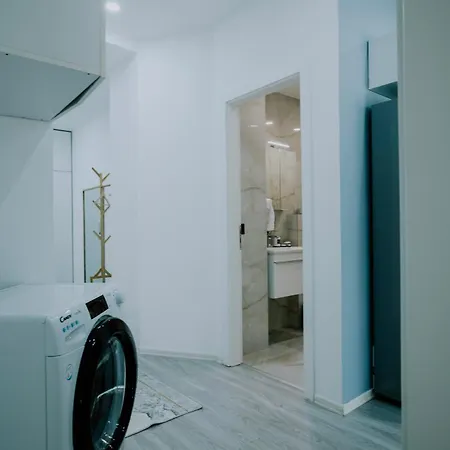 Elrea Living 2 1br With Dajti & Skyline View * Tiran
