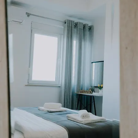 Elrea Living 2 1br With Dajti & Skyline View