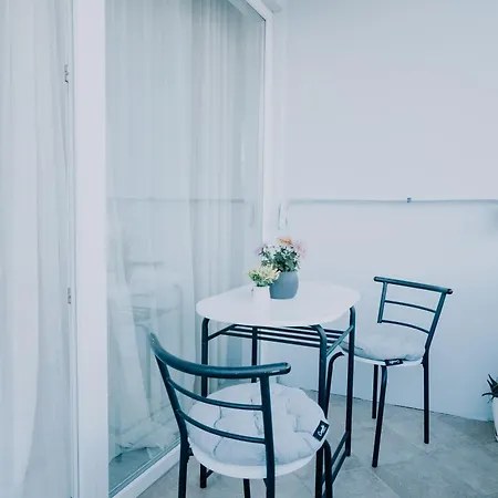Elrea Living 2 1br With Dajti & Skyline View Tiran