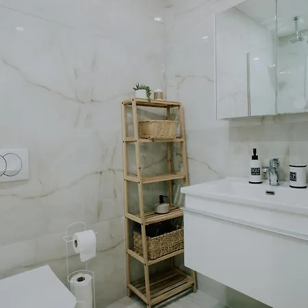 Elrea Living 2 1br With Dajti & Skyline View * Tiran