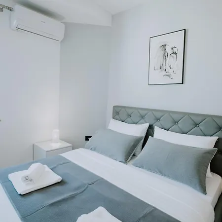 Elrea Living 2 1br With Dajti & Skyline View *